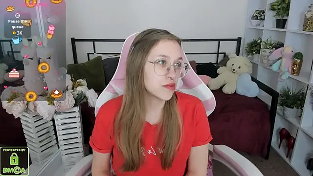 LayriantaVee online show from 04/08/26, 06:26