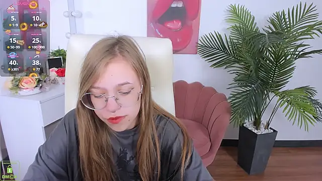 LayriantaVee online show from 09/20/25, 06:18