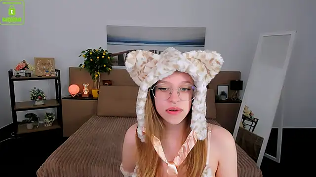 LayriantaVee online show from 03/03/25, 07:13