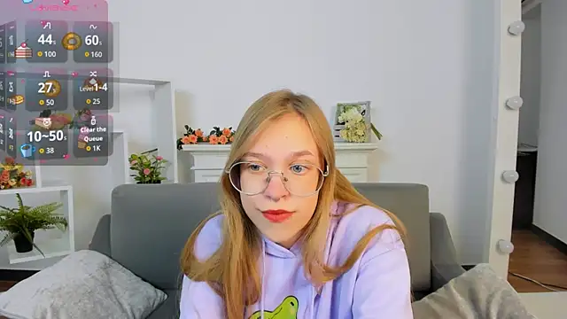 LayriantaVee online show from 09/30/25, 01:17