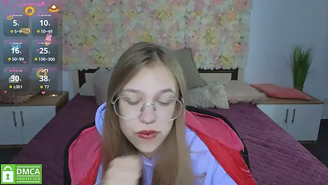 LayriantaVee online show from 10/01/25, 05:56