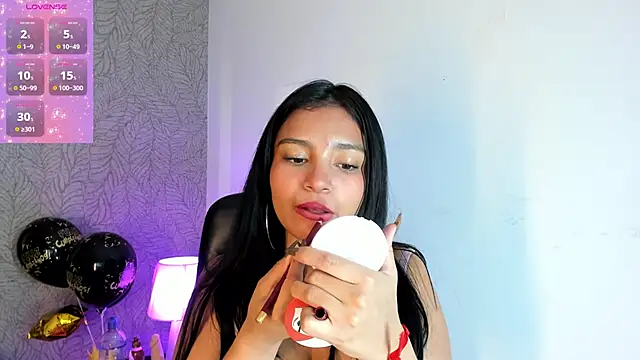Snapshot of Candys_victoria chatting on 10/09/25, 03:18 Candys victoria online show from 10/09/25, 03:18