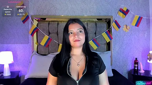 Snapshot of Candys_victoria chatting on 06/18/26, 04:00 Candys victoria online show from 06/18/26, 04:00