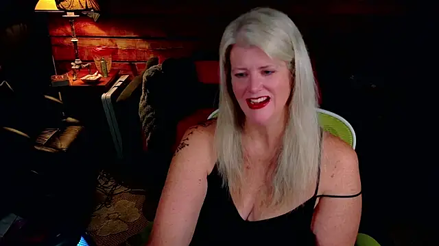 AliceHarlot online show from 11/14/25, 05:11