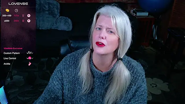 AliceHarlot online show from 10/16/25, 03:48