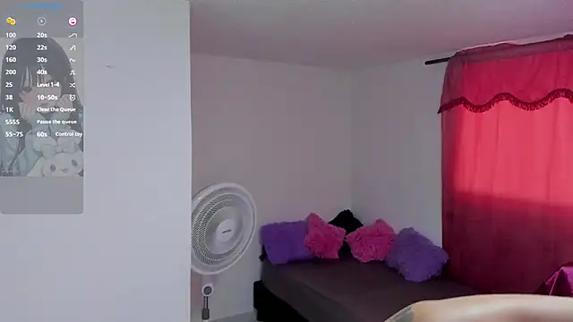 Danniela rivera online show from 03/13/26, 04:23