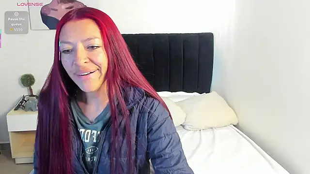 Scarlett  bell online show from 09/12/25, 01:22