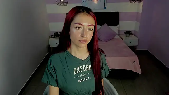 Scarlett  bell online show from 11/18/25, 02:31