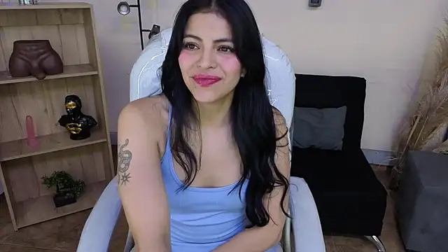 Eliie Ruizz online show from 12/03/25, 08:52