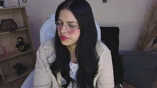 Eliie Ruizz online show from 11/30/25, 08:42