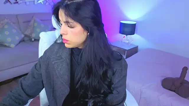 Eliie Ruizz online show from 04/11/26, 04:31