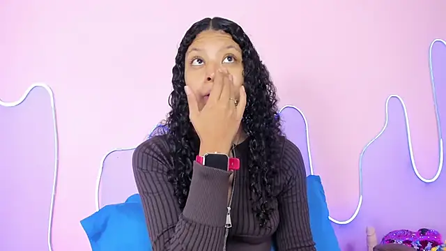 Mingie Rouse online show from 10/28/25, 12:04