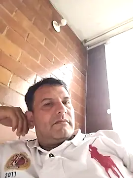 Snapshot of RogueTraveler chatting on 03/02/25, 10:13 RogueTraveler online show from 03/02/25, 10:13