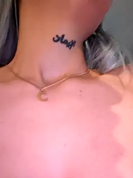 Snapshot of Dani_pegin chatting on 10/27/25, 03:02 Dani pegin online show from 10/27/25, 03:02