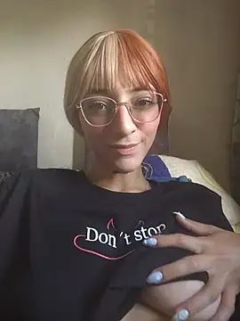 Dani pegin online show from 04/21/26, 03:29