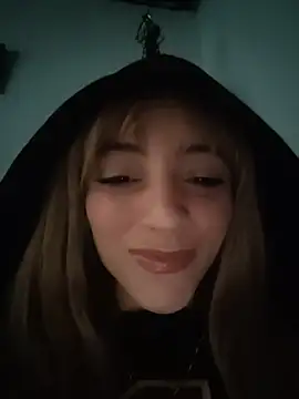 Snapshot of Dani_pegin chatting on 12/16/25, 01:04 Dani pegin online show from 12/16/25, 01:04