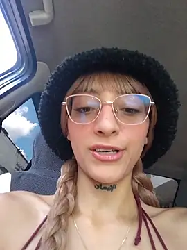 Dani pegin online show from 04/03/26, 04:02