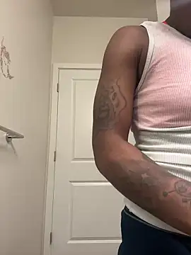 Snapshot of TransboyJay chatting on 02/12/25, 06:29 TransboyJay online show from 02/12/25, 06:29