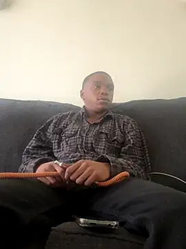 Snapshot of TransboyJay chatting on 10/26/25, 07:14 TransboyJay online show from 10/26/25, 07:14