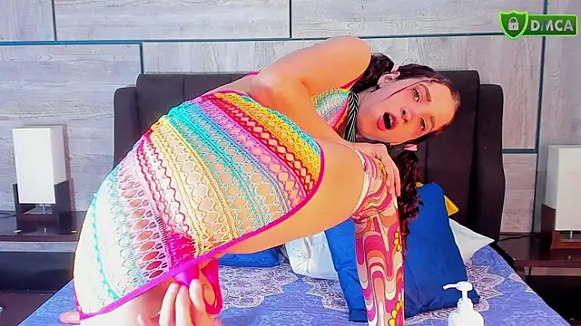 ZaritaLenon online show from 11/21/25, 09:14