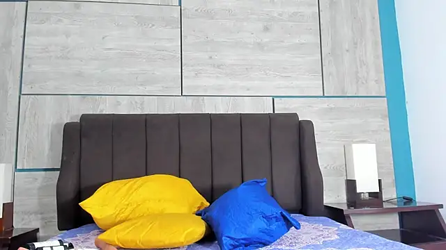 ZaritaLenon online show from 12/17/25, 10:37