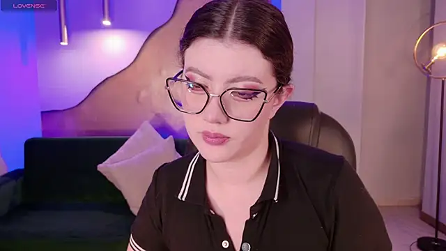 Snapshot of AmberFarrell chatting on 01/16/26, 08:24 AmberFarrell online show from 01/16/26, 08:24