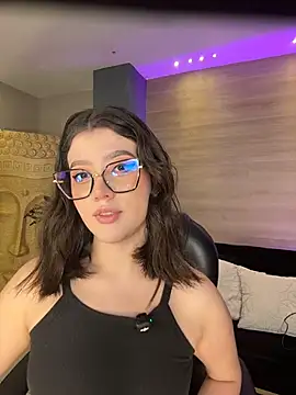 Snapshot of AmberFarrell chatting on 01/06/26, 08:02 AmberFarrell online show from 01/06/26, 08:02