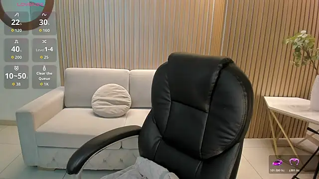 Snapshot of AmberFarrell chatting on 03/12/26, 08:13 AmberFarrell online show from 03/12/26, 08:13