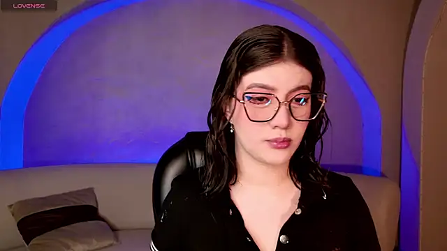 AmberFarrell online show from 12/19/25, 09:06