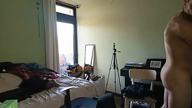 Snapshot of villanocat chatting on 01/06/26, 05:17 villanocat online show from 01/06/26, 05:17