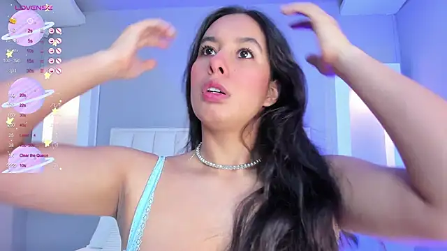 HannaPaola online show from 09/25/25, 10:38