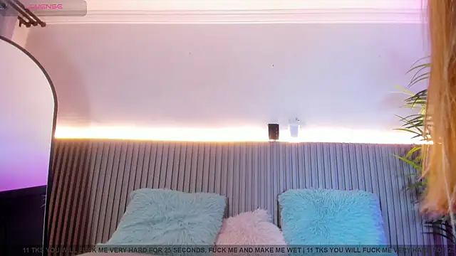 valentina lux online show from 03/03/26, 07:10