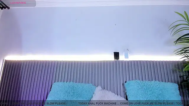 valentina lux online show from 02/24/26, 07:15