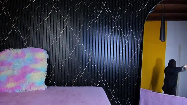 valentina lux online show from 09/30/25, 07:31