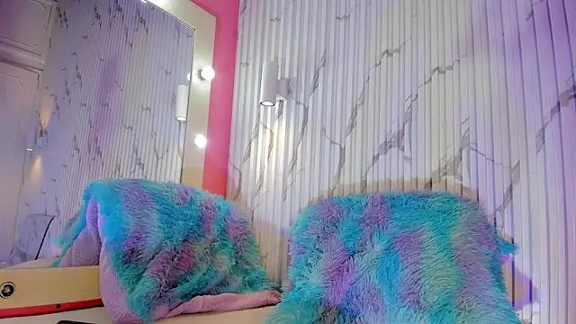 valentina lux online show from 11/12/25, 07:18