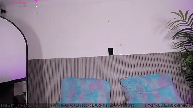 valentina lux online show from 03/19/26, 07:14