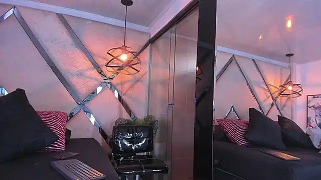 Liah Grey8 online show from 02/27/26, 09:03