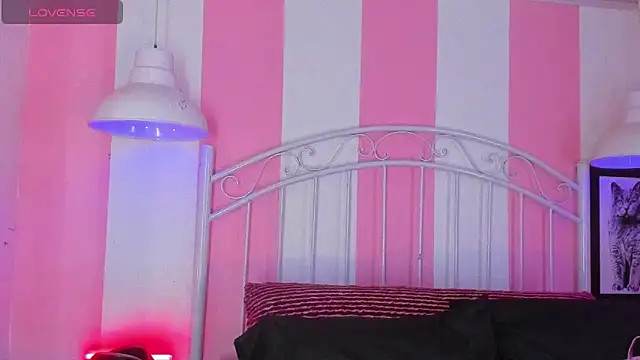 Liah Grey8 online show from 11/14/25, 08:56