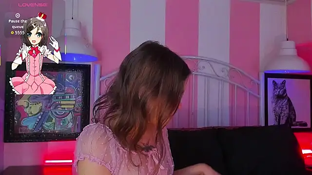 Liah Grey8 online show from 11/18/25, 09:18