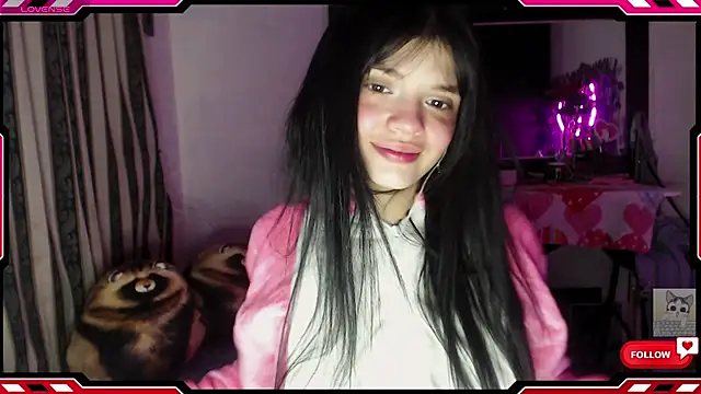 Sarahgin online show from 10/25/25, 09:30