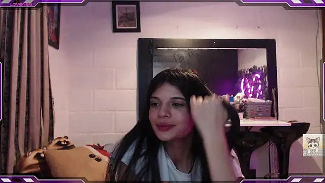 Sarahgin online show from 02/05/25, 01:33