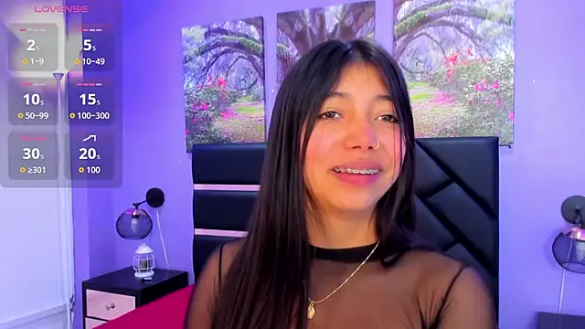 Snapshot of KimberlyVillaLobos chatting on 09/11/25, 11:43 KimberlyVillaLobos online show from 09/11/25, 11:43
