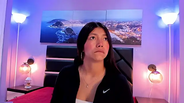 KimberlyVillaLobos online show from 04/15/26, 11:27