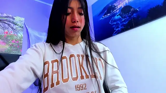 KimberlyVillaLobos online show from 10/21/25, 11:42