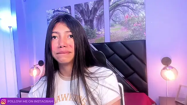 Snapshot of KimberlyVillaLobos chatting on 03/07/25, 11:51 KimberlyVillaLobos online show from 03/07/25, 11:51