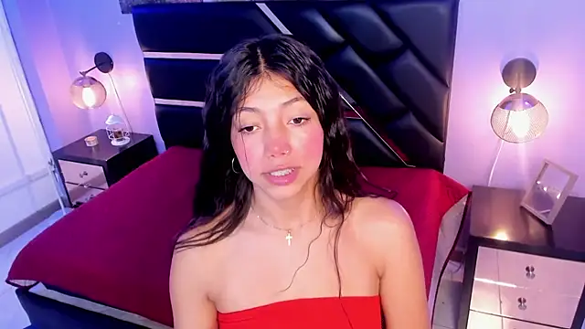 Snapshot of KimberlyVillaLobos chatting on 03/05/25, 12:11 KimberlyVillaLobos online show from 03/05/25, 12:11