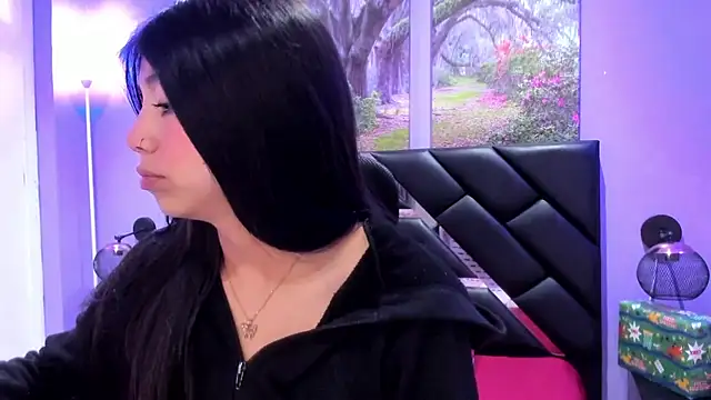 KimberlyVillaLobos online show from 12/18/25, 11:36