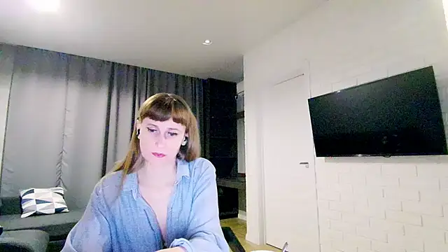 Daniella Lorente online show from 02/26/26, 09:15