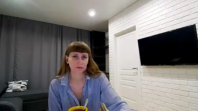 Snapshot of Daniella_Lorente chatting on 05/21/26, 11:46 Daniella Lorente online show from 05/21/26, 11:46