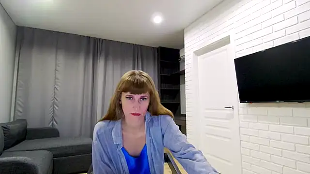 Snapshot of Daniella_Lorente chatting on 10/13/25, 09:27 Daniella Lorente online show from 10/13/25, 09:27
